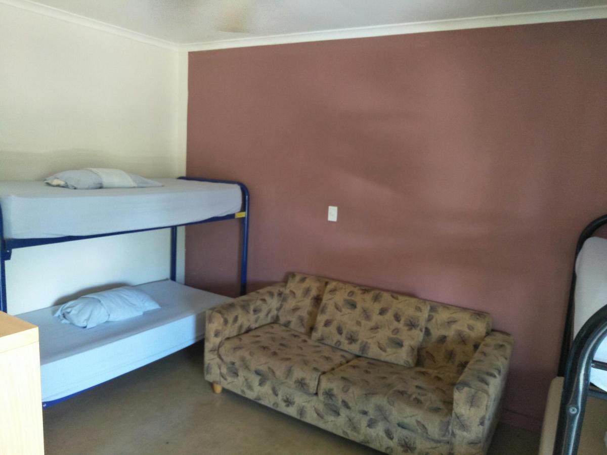 A Pousada Palm Court Backpackers Katherine Exterior foto
