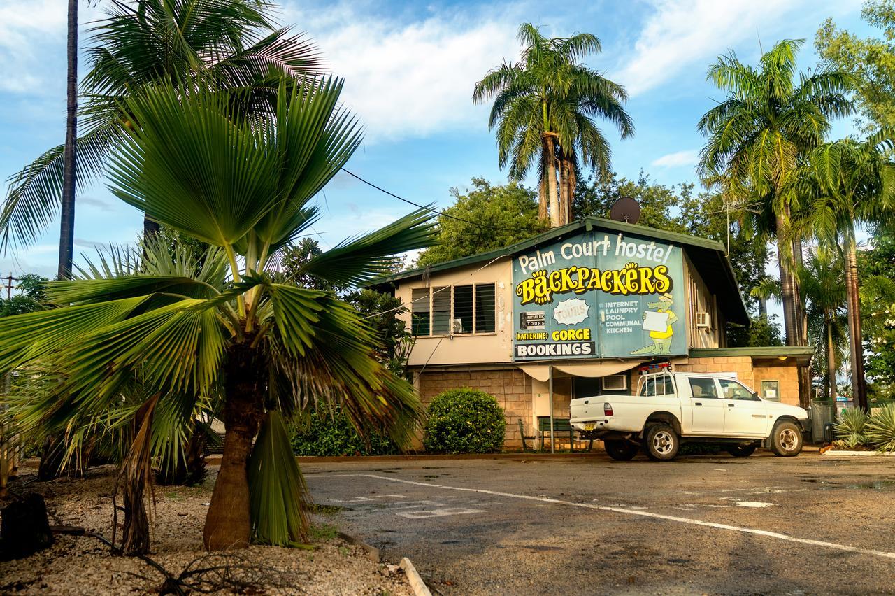 A Pousada Palm Court Backpackers Katherine Exterior foto
