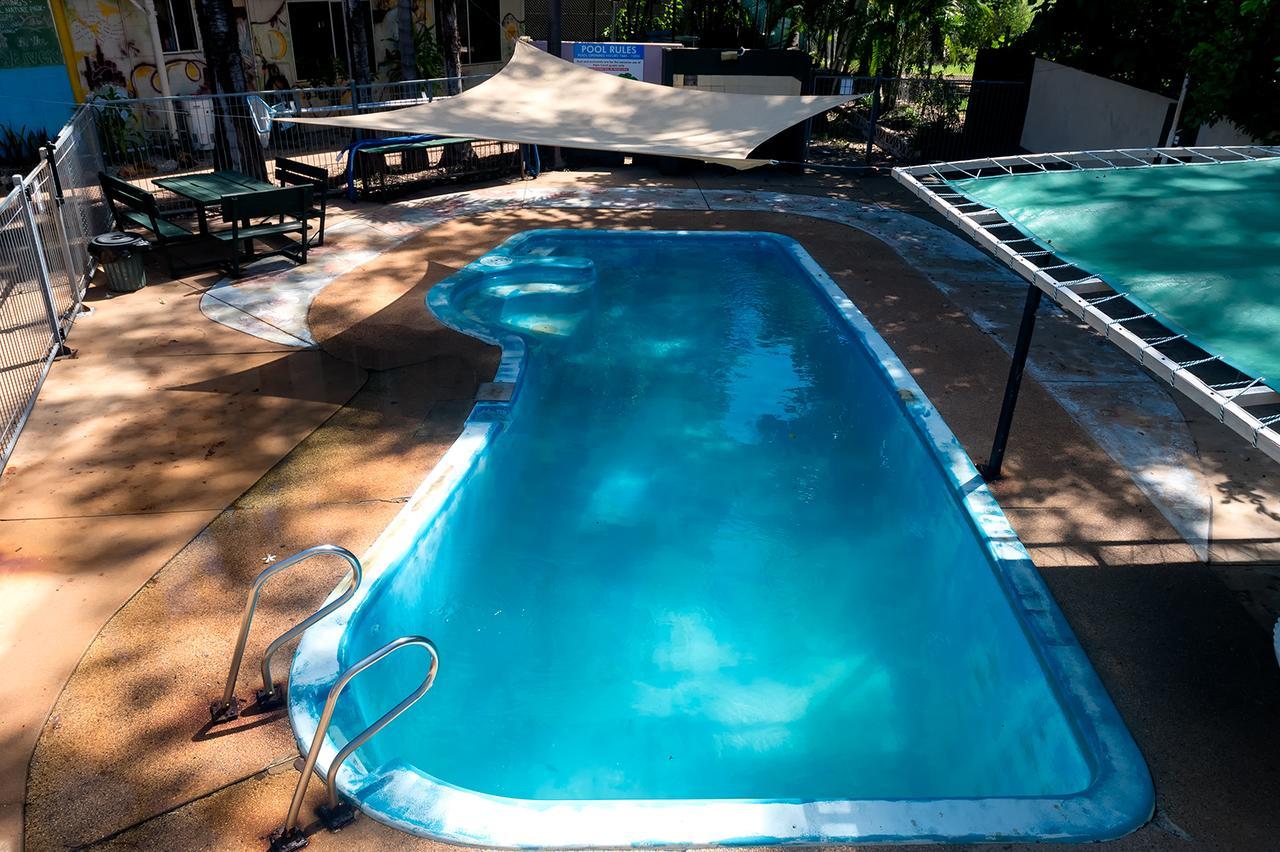 A Pousada Palm Court Backpackers Katherine Exterior foto